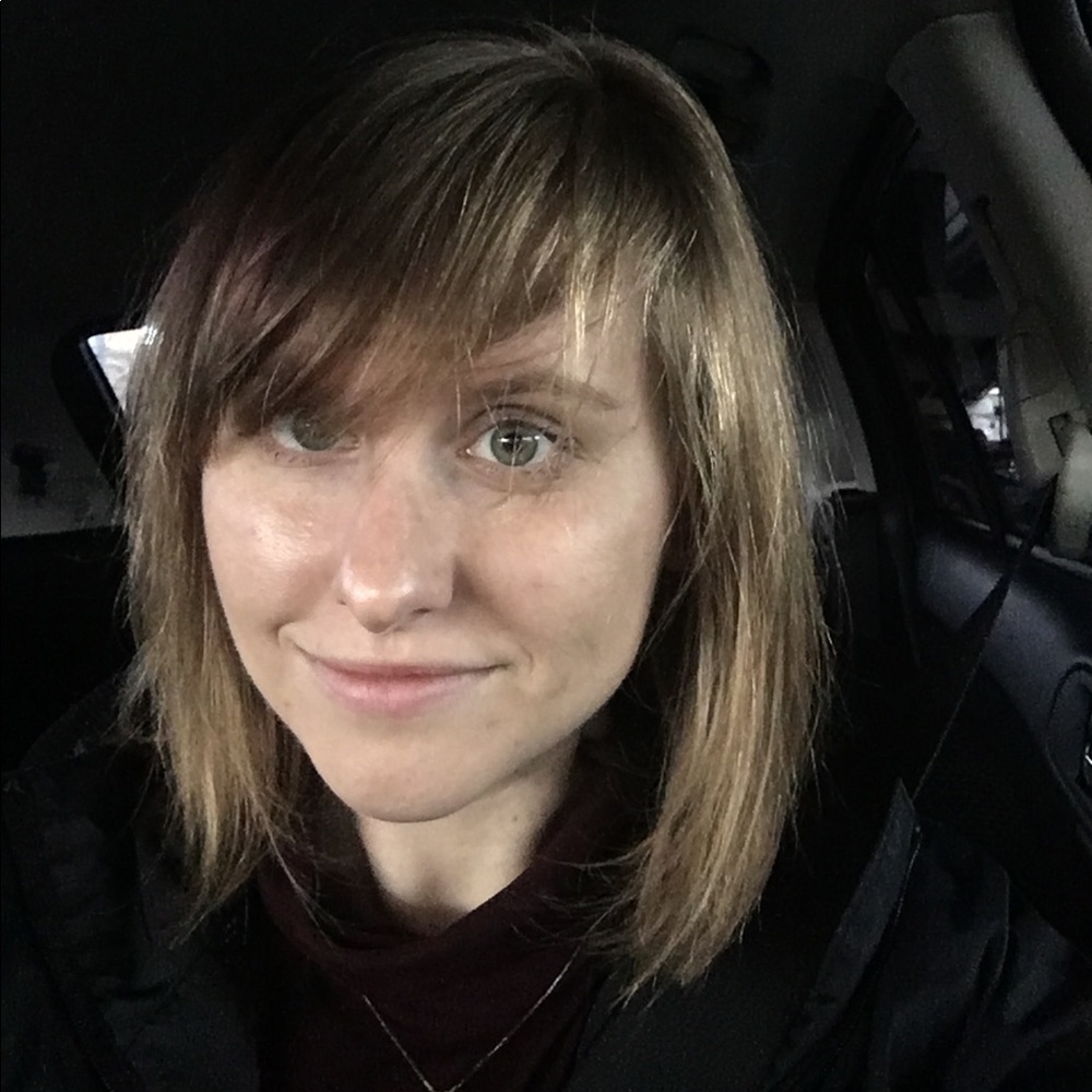 Meet your Posher, Lauren